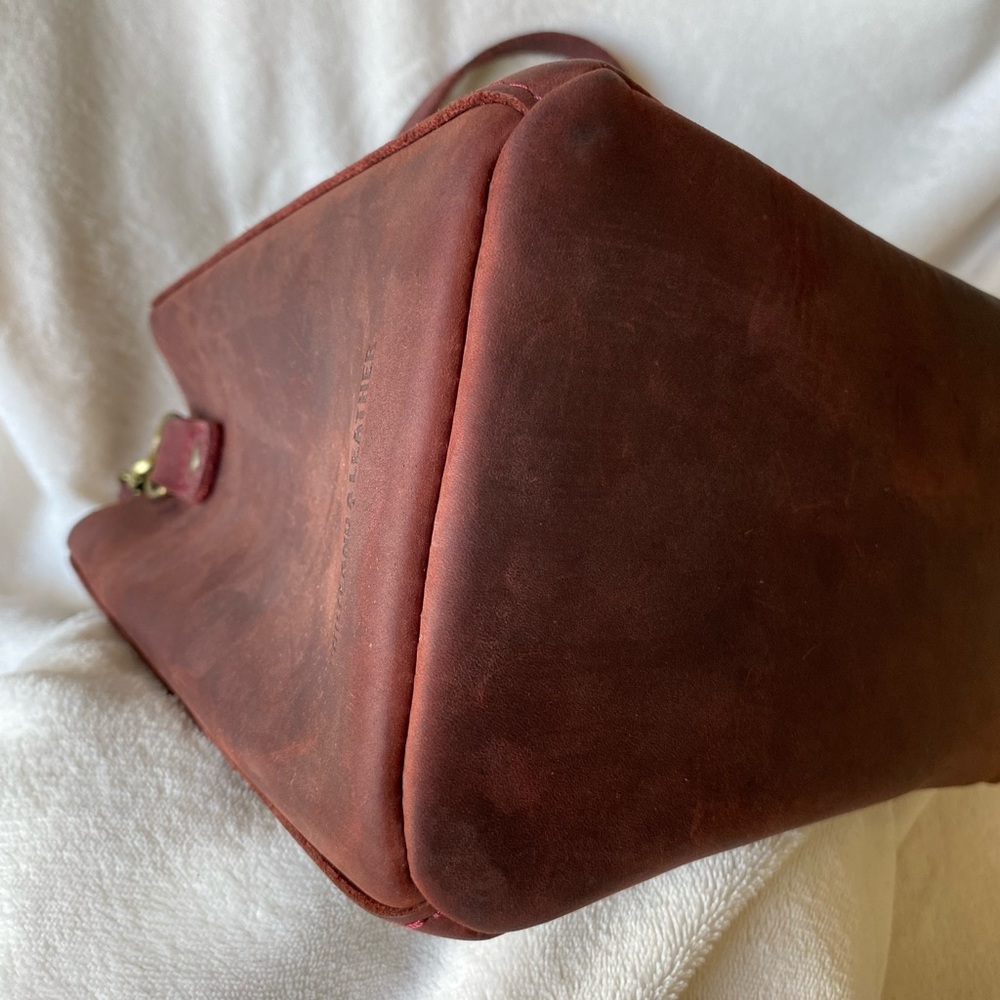 Portland Leather Goods Merlot Butterfly - Picture 7 of 8